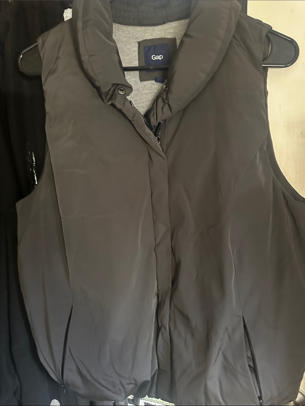 GAP Black Quilted Vest with Shawl Collar